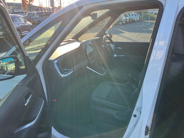 ノア ハイブリッドＳ－Ｚ　タイヤ新品　アドバンストパーク　パノラミックビュー　デジタルインナーミラー　１０．５インチコネクトナビ　カラーＨＵＤ　１４インチリヤモニター　２．０ＥＴＣ　ＣＤ／ＤＶＤ再生　前後ドラレコ　１オーナー（28枚目）