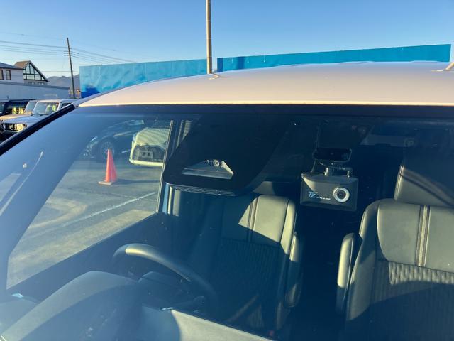 ノア ハイブリッドＳ－Ｚ　タイヤ新品　アドバンストパーク　パノラミックビュー　デジタルインナーミラー　１０．５インチコネクトナビ　カラーＨＵＤ　１４インチリヤモニター　２．０ＥＴＣ　ＣＤ／ＤＶＤ再生　前後ドラレコ　１オーナー（52枚目）