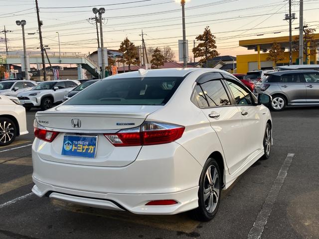 ★アクセスは、関越自動車道前橋ＩＣから約１５分！料金所過ぎて出口左側、高崎、長野方面へ、そのまま直進、緑町交差点を右折して歩道橋のある交差点の右角です！最寄駅はＪＲ高崎問屋駅となります！★