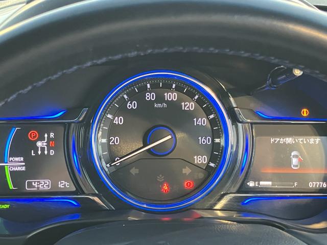 契約後車庫証明等の手続き中に、納車前車検又は点検をさせて頂き、ベストな態勢で納車の準備をさせて頂きます！