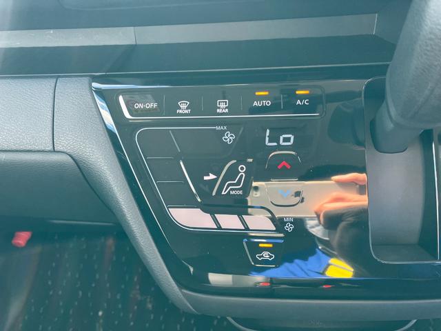 ルークス ハイウェイスター　Ｇターボプロパイロットエディション　純正９インチナビ　フルセグＴＶ　アラウンドビューモニター　デジタルインナーミラー　ハンズフリーオートスライド　ナビ連動ドラレコ　サーキュレーター　ＥＴＣ　　両側電動スライド　　　雹凹（13枚目）