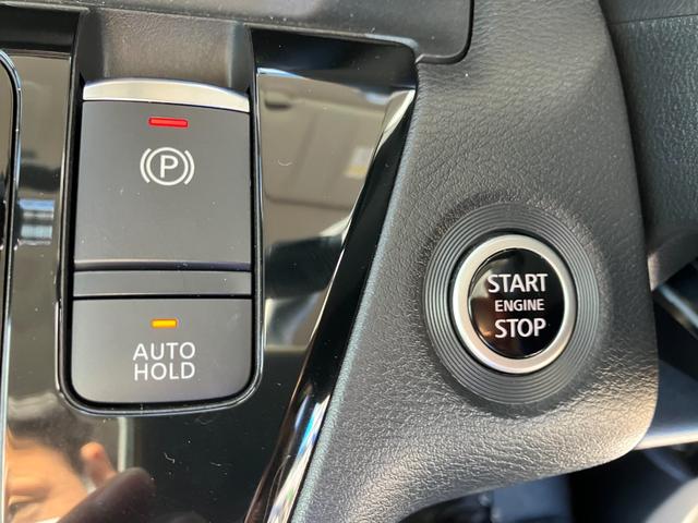 ルークス ハイウェイスター　Ｇターボプロパイロットエディション　純正９インチナビ　フルセグＴＶ　アラウンドビューモニター　デジタルインナーミラー　ハンズフリーオートスライド　ナビ連動ドラレコ　サーキュレーター　ＥＴＣ　　両側電動スライド　　　雹凹（14枚目）