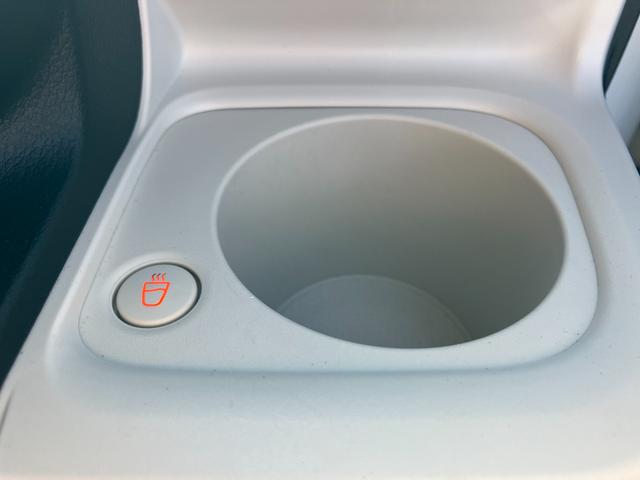 ムーヴキャンバス ストライプスＧ　ナビ　フルセグＴＶ　バックカメラ　両側電動スライドドア　ＬＥＤヘッドライト　フォグランプ　シートヒーター　コーナーセンサー　フロアマット　オートハイビーム　ステアリングスイッチ（17枚目）