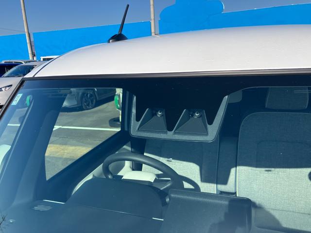 ムーヴキャンバス ストライプスＧ　ナビ　フルセグＴＶ　バックカメラ　両側電動スライドドア　ＬＥＤヘッドライト　フォグランプ　シートヒーター　コーナーセンサー　フロアマット　オートハイビーム　ステアリングスイッチ（32枚目）