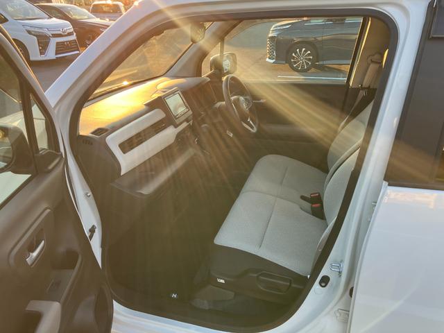 N-WGN Lホンダセンシング 純正ナビ バックカメラ ビルトインETC LEDヘッドライト 純正アルミ ステアリングスイッチ シートヒーター オートハイビーム ドラレコ前後 Bluetooth接続雹凹(28枚目)