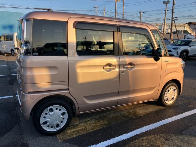 スペーシア ハイブリッドG メモリーナビ フルセグTV バックカメラ 前後ドライブレコーダー ETC Bluetooth接続 リアソナー スマートキー オートエアコン レーンアシスト フロアマット サイドバイザー(7枚目)