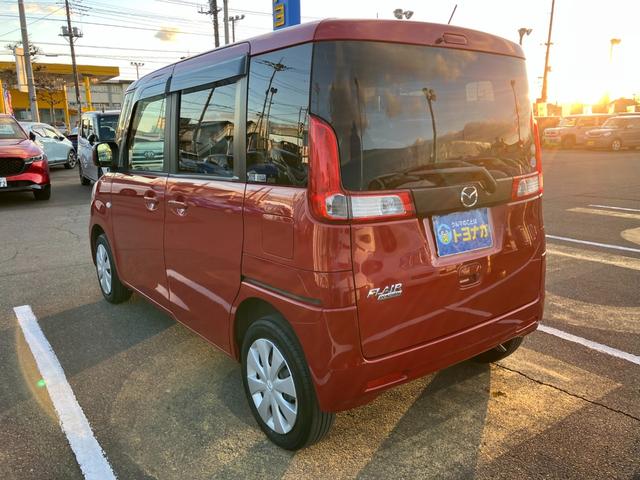 フレアワゴン ＸＳ　メモリーナビ　ＴＶ　シートヒーター　タイヤ４本新品　ステアリングスイッチ　オートエアコン　スマートキー　パワースライドドア　スズキセーフティーサポート　フロアマット　サイドバイザー　雹凹（6枚目）