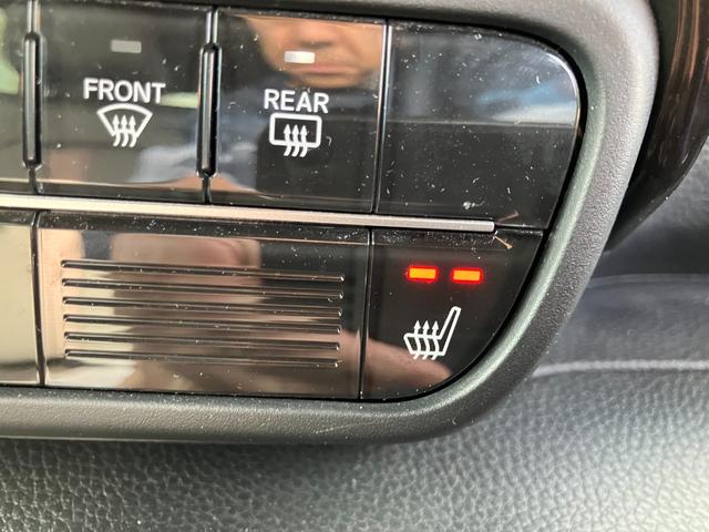 Ｎ－ＢＯＸカスタム Ｌターボ　ナビ　バックカメラ　純正１５インチアルミホイール　ビルトインＥＴＣ両側パワースライドドア　ＬＥＤヘッドライトフォグ　両側シートヒーター　ステアリングスイッチパドルシフト　クルーズコントロール雹凹（14枚目）