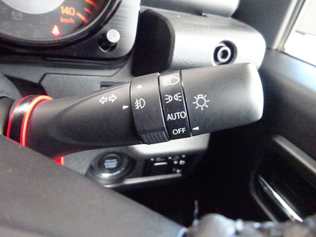 ジムニー ＸＣ　ディスプレイオーディオ　ＤＶＤ再生　Ｂｌｕｅｔｏｏｔｈ　ＵＳＢ　ステアリングスイッチ　ＬＥＤヘッドライト　フォグランプ　ハイビームアシスト　シートヒーター　１６インチアルミホイール（69枚目）