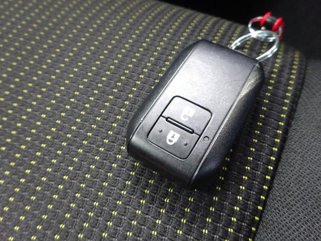 ジムニー ＸＣ　ディスプレイオーディオ　ＤＶＤ再生　Ｂｌｕｅｔｏｏｔｈ　ＵＳＢ　ステアリングスイッチ　ＬＥＤヘッドライト　フォグランプ　ハイビームアシスト　シートヒーター　１６インチアルミホイール（72枚目）