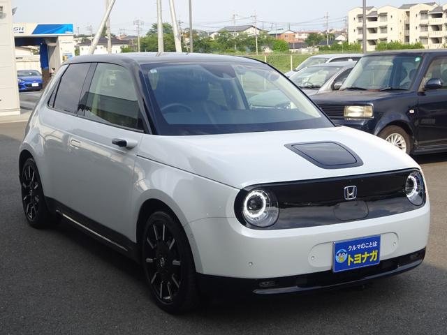 Ｈｏｎｄａ ｅ アドバンス　ホンダセンシング　ナビＴＶ　ＥＴＣ　マルチビューモニター　デジタルインナーミラー　シートヒーター　アダプティブクルーズコントロール　Ｂｌｕｅｔｏｏｔｈ　前後ドラレコ　ステアリングヒーター（6枚目）
