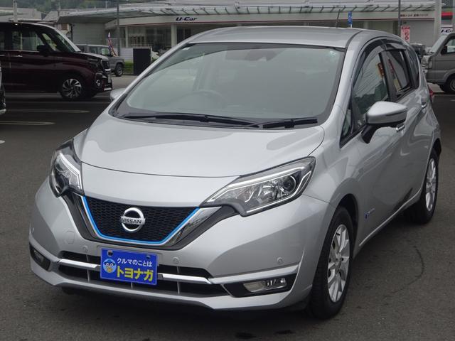 ノート ｅ－パワー　メダリスト　フルセグ純正７インチナビゲーション　アラウンドビューモニター　ＬＥＤヘッドライト　デジタルインナーミラー　エマージェンシーブレーキ　純正１５インチアルミホイール　純正ドライブレコーダー　ＥＴＣ車載器（3枚目）