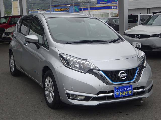 ノート ｅ－パワー　メダリスト　フルセグ純正７インチナビゲーション　アラウンドビューモニター　ＬＥＤヘッドライト　デジタルインナーミラー　エマージェンシーブレーキ　純正１５インチアルミホイール　純正ドライブレコーダー　ＥＴＣ車載器（6枚目）