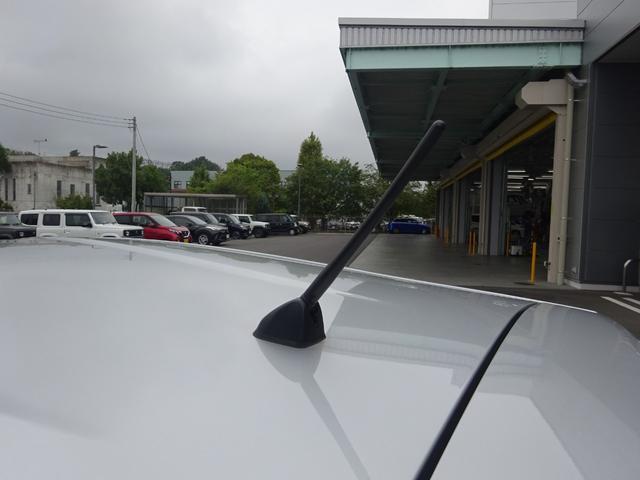 ノート ｅ－パワー　メダリスト　フルセグ純正７インチナビゲーション　アラウンドビューモニター　ＬＥＤヘッドライト　デジタルインナーミラー　エマージェンシーブレーキ　純正１５インチアルミホイール　純正ドライブレコーダー　ＥＴＣ車載器（32枚目）