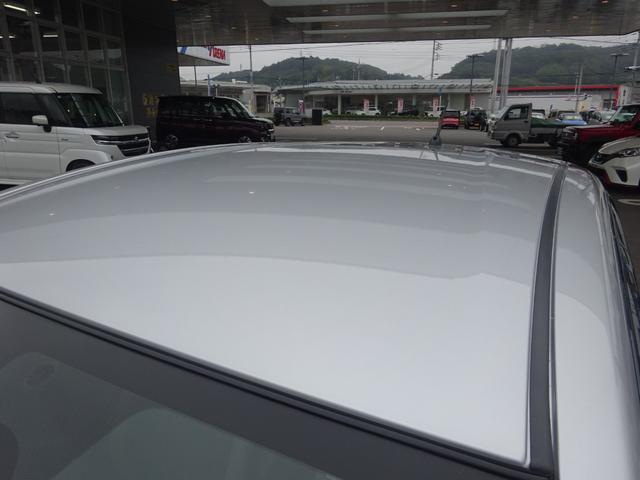 ノート ｅ－パワー　メダリスト　フルセグ純正７インチナビゲーション　アラウンドビューモニター　ＬＥＤヘッドライト　デジタルインナーミラー　エマージェンシーブレーキ　純正１５インチアルミホイール　純正ドライブレコーダー　ＥＴＣ車載器（33枚目）