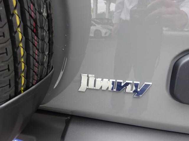 ジムニー ＸＣ　届出済み未使用車　５速マニュアル　デュアルセンサーブレーキ　リヤパーキングセンサー付４型　ＬＥＤヘッドライト　シートヒーター　純正１６インチアルミ　本革巻ステアリング　リモート格納ドアミラー（40枚目）
