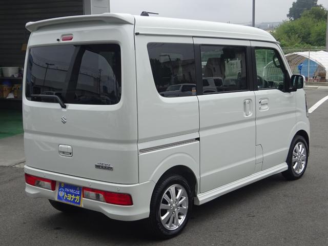 エブリイワゴン ＰＺターボスペシャル　両側パワースライドドア　純正フロアマット　ＥＴＣ２．０　運転席シートヒーター　助手席オートステップ　本革ステアリング　ＤＣＢＳ　ＬＥＤヘッドライト　入ルーフ　後期ＣＶＴモデル　キーレスプッシュスタート（11枚目）