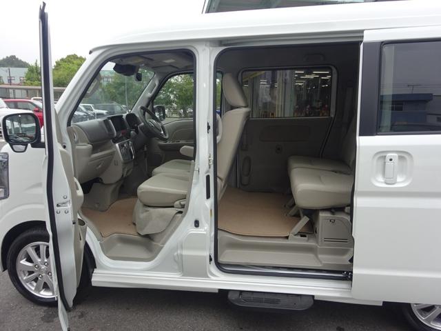 エブリイワゴン ＰＺターボスペシャル　両側パワースライドドア　純正フロアマット　ＥＴＣ２．０　運転席シートヒーター　助手席オートステップ　本革ステアリング　ＤＣＢＳ　ＬＥＤヘッドライト　入ルーフ　後期ＣＶＴモデル　キーレスプッシュスタート（57枚目）