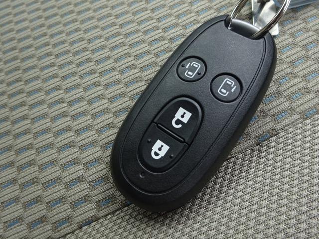 エブリイワゴン ＰＺターボスペシャル　両側パワースライドドア　純正フロアマット　ＥＴＣ２．０　運転席シートヒーター　助手席オートステップ　本革ステアリング　ＤＣＢＳ　ＬＥＤヘッドライト　入ルーフ　後期ＣＶＴモデル　キーレスプッシュスタート（72枚目）