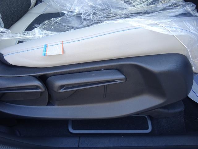 ヴェゼル e:HEV Z・PLaYパッケージ 地デジフルセグTV ホンダ純正9インチナビゲーション マルチビューモニター ETC2.0 プレミアムオーディオ パノラマガラスルーフ 4WD 後退出庫サポート パワーバックドア 登録済未使用車(14枚目)