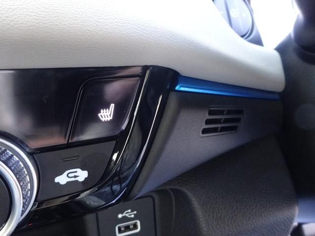 ヴェゼル e:HEV Z・PLaYパッケージ 地デジフルセグTV ホンダ純正9インチナビゲーション マルチビューモニター ETC2.0 プレミアムオーディオ パノラマガラスルーフ 4WD 後退出庫サポート パワーバックドア 登録済未使用車(16枚目)