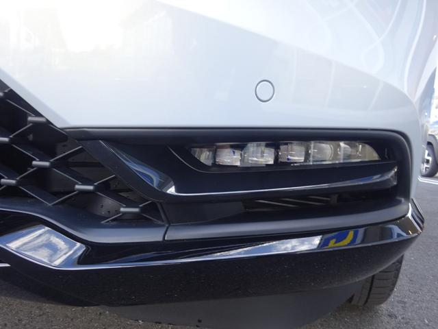 ヴェゼル e:HEV Z・PLaYパッケージ 地デジフルセグTV ホンダ純正9インチナビゲーション マルチビューモニター ETC2.0 プレミアムオーディオ パノラマガラスルーフ 4WD 後退出庫サポート パワーバックドア 登録済未使用車(28枚目)