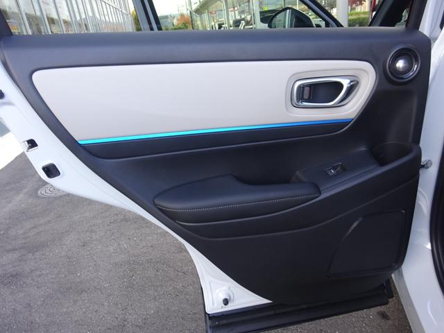 ヴェゼル e:HEV Z・PLaYパッケージ 地デジフルセグTV ホンダ純正9インチナビゲーション マルチビューモニター ETC2.0 プレミアムオーディオ パノラマガラスルーフ 4WD 後退出庫サポート パワーバックドア 登録済未使用車(58枚目)