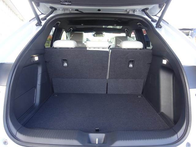 ヴェゼル e:HEV Z・PLaYパッケージ 地デジフルセグTV ホンダ純正9インチナビゲーション マルチビューモニター ETC2.0 プレミアムオーディオ パノラマガラスルーフ 4WD 後退出庫サポート パワーバックドア 登録済未使用車(73枚目)