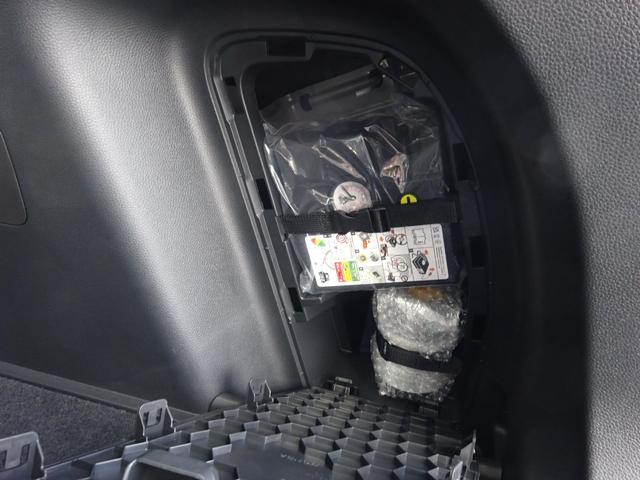 ヴェゼル e:HEV Z・PLaYパッケージ 地デジフルセグTV ホンダ純正9インチナビゲーション マルチビューモニター ETC2.0 プレミアムオーディオ パノラマガラスルーフ 4WD 後退出庫サポート パワーバックドア 登録済未使用車(74枚目)