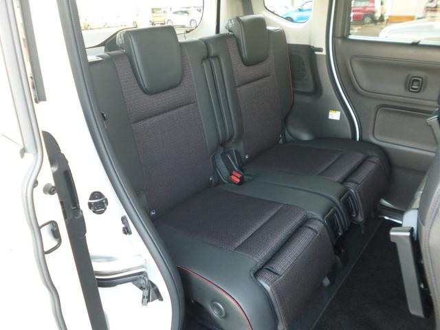 スペーシアカスタム ハイブリッドＸＳターボ　４ＷＤ　全方位モニター付９インチメモリーナビ　フルセグＴＶ　前後ドライブレコーダー　ビルトインＥＴＣ　両側電動スライドドア　シートヒーター　ステアリングヒーター　スペアキー　ワンオーナー（8枚目）