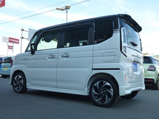 スペーシアカスタム ハイブリッドＸＳターボ　４ＷＤ　全方位モニター付９インチメモリーナビ　フルセグＴＶ　前後ドライブレコーダー　ビルトインＥＴＣ　両側電動スライドドア　シートヒーター　ステアリングヒーター　スペアキー　ワンオーナー（23枚目）