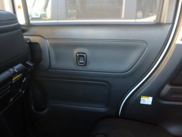 スペーシアカスタム ハイブリッドＸＳターボ　４ＷＤ　全方位モニター付９インチメモリーナビ　フルセグＴＶ　前後ドライブレコーダー　ビルトインＥＴＣ　両側電動スライドドア　シートヒーター　ステアリングヒーター　スペアキー　ワンオーナー（54枚目）