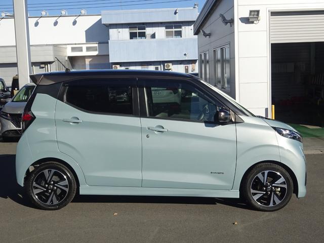 デイズ ハイウェイスター　Ｇターボ　地デジフルセグＴＶ　純正９インチナビゲーション　アラウンドビューモニター　プロパイロットアダプティブクルコン　ドライブレコーダー　サイド＆カーテンＳＲＳ　プレミアムコンビインテリア　オートＡ／Ｃ（8枚目）