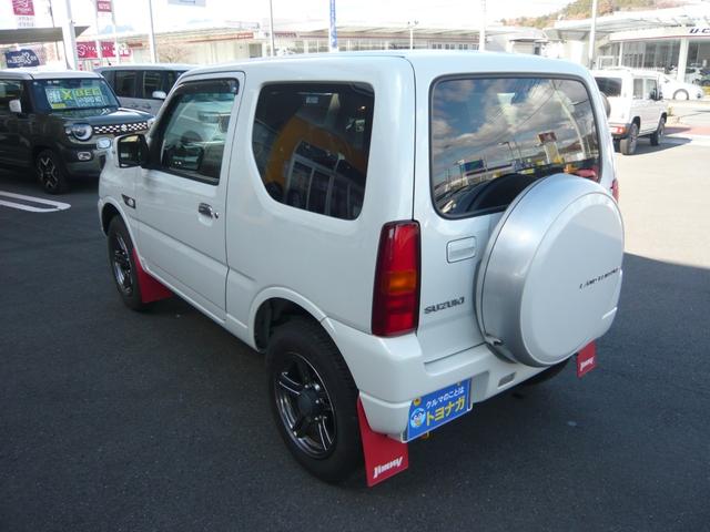 ジムニー ランドベンチャー　特別仕様車ランドベンチャー　シートヒーター　フォグランプ　純正１６インチアルミホイール　社外ナビ（パイオニアＡＶＩＣ　ＲＺ７１２）　ＴＶ　ＤＶＤ再生　ＣＤ　Ｂｌｕｅｔｏｏｔｈ　ステアリングスイッチ（10枚目）