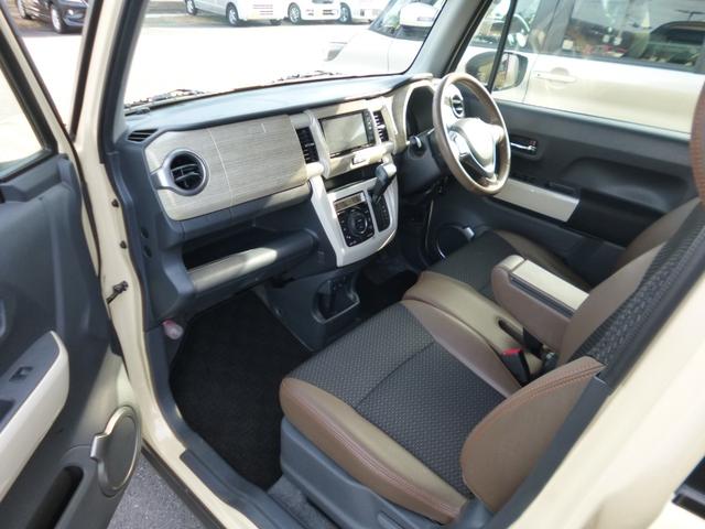 ハスラー ワンダラー　ディスチャージヘッドライト　フォグランプ　シートヒーター　７インチワイドナビ　ＴＶ　ＤＶＤ再生　Ｂｌｕｅｔｏｏｔｈ　ＣＤ／ラジオ　ステアリングスイッチ　デュアルカメラブレーキサポート（62枚目）