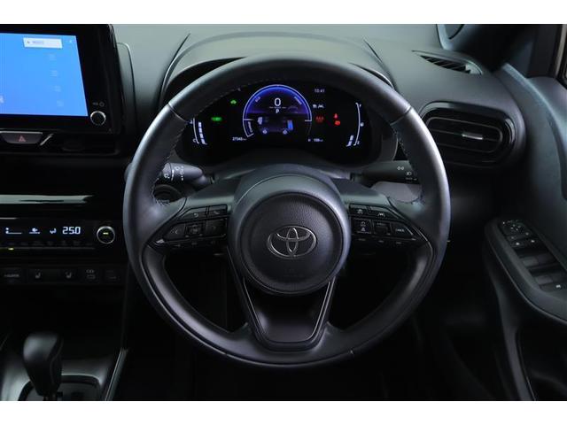 ヤリスクロス ハイブリッドZ ドライブレコーダ インテリジェントキー アルミホイル LEDライト 1オ-ナ- リアカメラ クルーズコントロール 整備記録簿 横滑り防止システム TV 電動シ-ト パワステ オートエアコン キーフリー(10枚目)