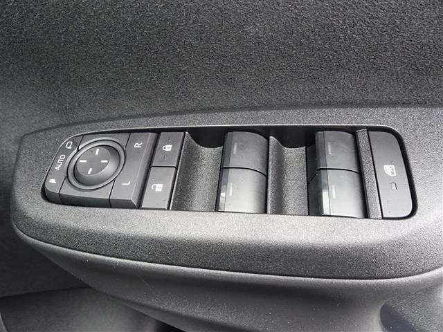 ヤリスクロス ハイブリッドZ ドライブレコーダ インテリジェントキー アルミホイル LEDライト 1オ-ナ- リアカメラ クルーズコントロール 整備記録簿 横滑り防止システム TV 電動シ-ト パワステ オートエアコン キーフリー(28枚目)