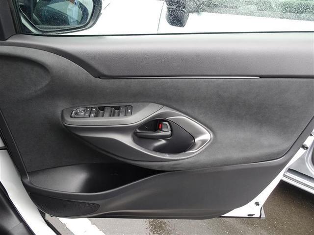 ヤリスクロス ハイブリッドZ ドライブレコーダ インテリジェントキー アルミホイル LEDライト 1オ-ナ- リアカメラ クルーズコントロール 整備記録簿 横滑り防止システム TV 電動シ-ト パワステ オートエアコン キーフリー(34枚目)