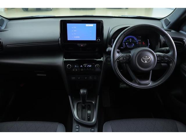 ヤリスクロス ハイブリッドZ ドライブレコーダ インテリジェントキー アルミホイル LEDライト 1オ-ナ- リアカメラ クルーズコントロール 整備記録簿 横滑り防止システム TV 電動シ-ト パワステ オートエアコン キーフリー(4枚目)