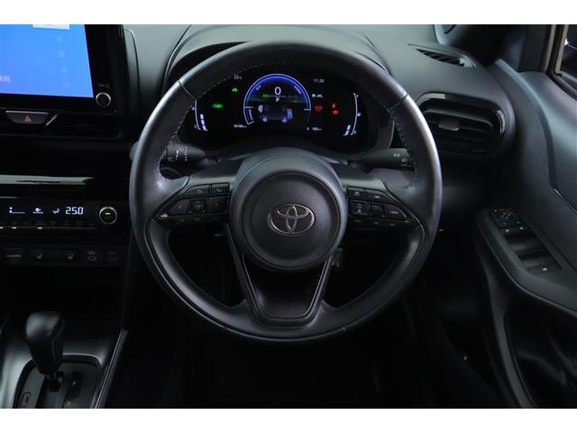 ヤリスクロス ハイブリッドZ ドライブレコーダ インテリジェントキー アルミホイル LEDライト 1オ-ナ- リアカメラ クルーズコントロール 整備記録簿 横滑り防止システム TV 電動シ-ト パワステ オートエアコン キーフリー(10枚目)