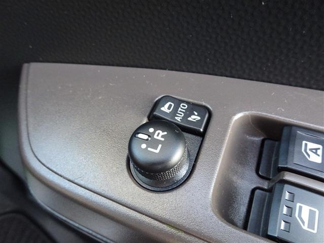 ルーミー G-T Bカメラ クルコン LEDライト ウォークスルー 両側自動ドア オートエアコン イモビライザー スマートキー 点検記録簿 DVD 横滑り防止 A-STOP 地デジTV ETC付き キーフリーシステム(25枚目)