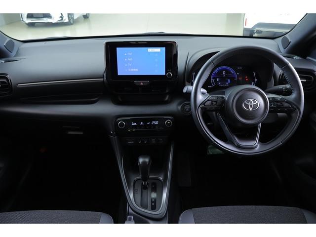 ヤリス ハイブリッドＺ　ＴＳＳ　キーレス　フルセグテレビ　オートエアコン　バックモニター　ＬＥＤライト　クルコン　スマートキー　ＴＶ　ＥＴＣ　ワンオーナー　ドライブレコーダー　ＥＳＣ　ミュージックプレイヤー接続可　記録簿（4枚目）