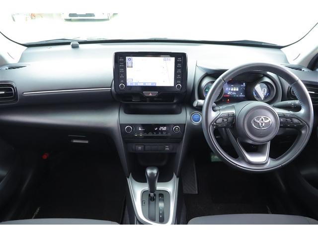 ヤリスクロス ハイブリッドＧ　ＴＳＳ　イモビライザー　バックモニタ－　記録簿有　エアコン　ナビ　ＬＥＤヘッドライト　インテリキー　パワーウィンド　ワンオーナ　Ｗエアバック　オートクルーズ　メディアプレイヤー接続　キーフリー　アルミ（4枚目）