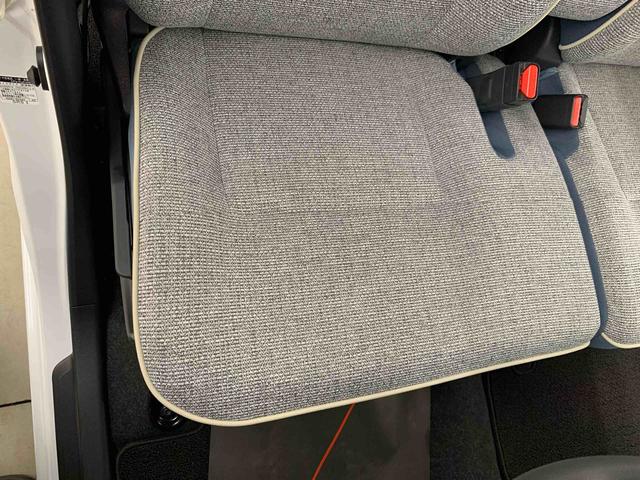 車検整備付のお車は当社で車検実施後にお客様へ納車を致します。