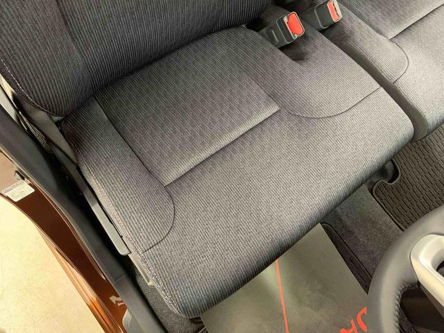 ムーヴ ＲＳ　４ＷＤ　両側電動スライドドア・ＬＥＤヘッドライト・バックカメラ・プッシュボタンスタート・アイドリングストップ・スマートアシスト・オートライト・オートマチックハイビーム・オートエアコン・電動格納式ドアミラー（32枚目）