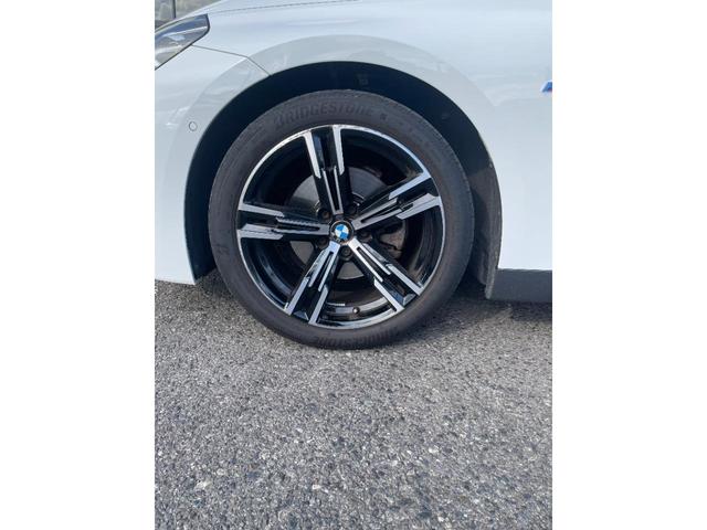 ２シリーズ ２２０ｉクーペ　Ｍスポーツ　正規認定中古車　１８インチアロイホイール　アンビエントライト　ハイビームアシスタント　電動フロントシートシート・ヒーター　ドライビング・アシスト（32枚目）