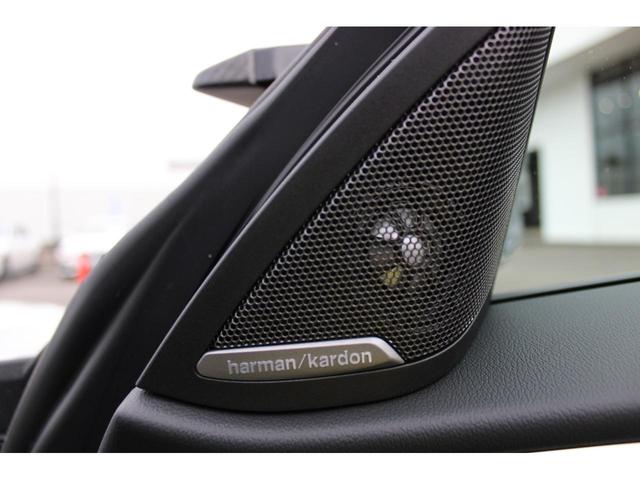 ｉ４ Ｍ５０　正規認定中古車　１９インチアロイホイール　電動ガラスサンルーフ　ハイビームアシスト　ＢＭＷレーザーライト　アップルカープレイ　携帯電話ワイヤレスチャージ　ハーマンカードン（22枚目）
