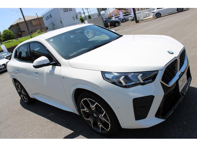 Ｘ２ ｘＤｒｉｖｅ　２０ｉ　Ｍスポーツ　正規認定中古車　２０インチアロイホイール　アダプティブＬＥＤヘッドライト　ハイビームアシスト　ドライビングアシストプロフェッショナル　パーキングアシストプラス　アダプティブＭサスペンション（12枚目）