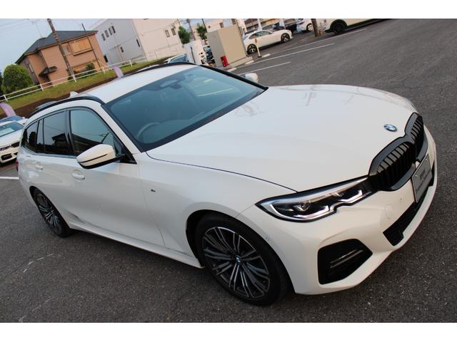 ３シリーズ ３１８ｉツーリング　Ｍスポーツ　正規認定中古車　１８インチアロイホイール　ランフラットタイヤ　アンビエントライト　コンフォートアクセス　ハイビームアシスタント　パーキングアシストプラス　アップルカープレイ（12枚目）