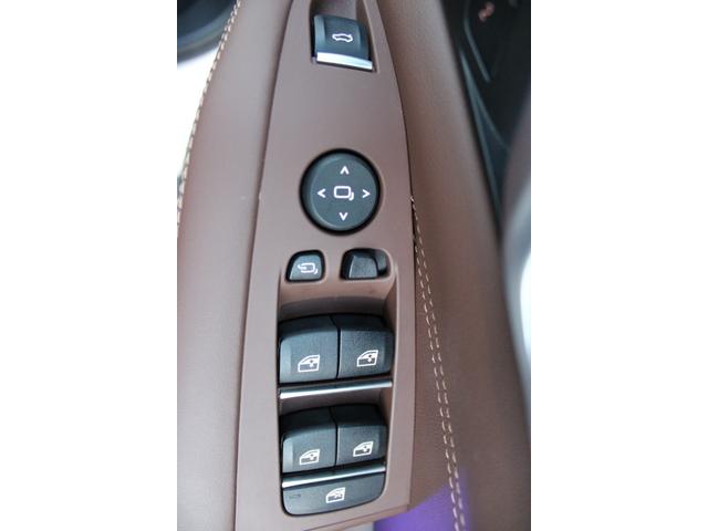 Ｘ５ ｘＤｒｉｖｅ　４０ｄ　Ｍスポーツ　正規認定中古車　２１インチアロイホイール　前後シートヒーター　パノラマガラスサンルーフ　フロントベンチレーションシート　レザーシート　全方位カメラ　アップルカープレイ　エアサスペンション（21枚目）